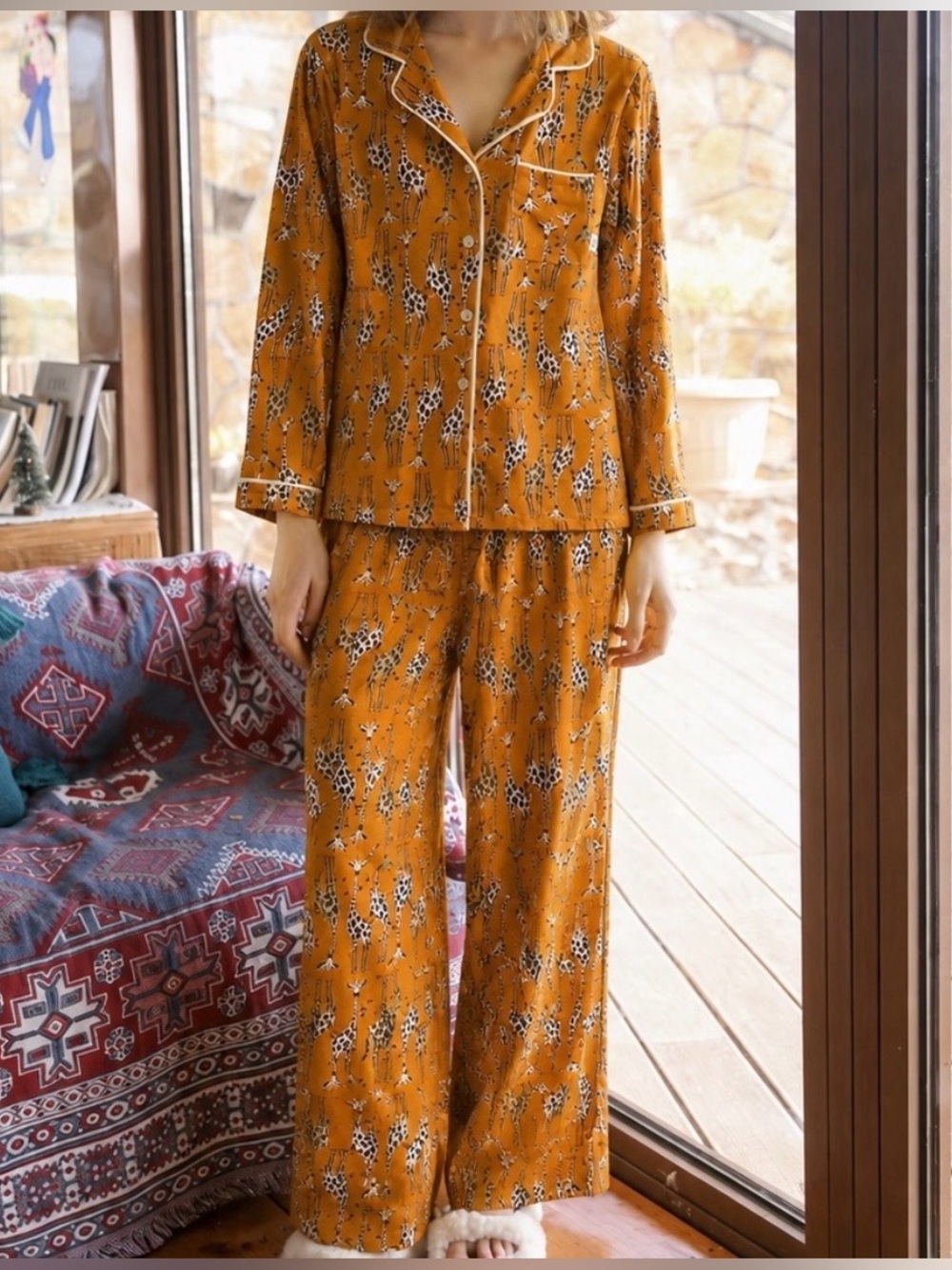 Munki Munki Giraffe Two Piece Pajama Set Women’s Size Medium